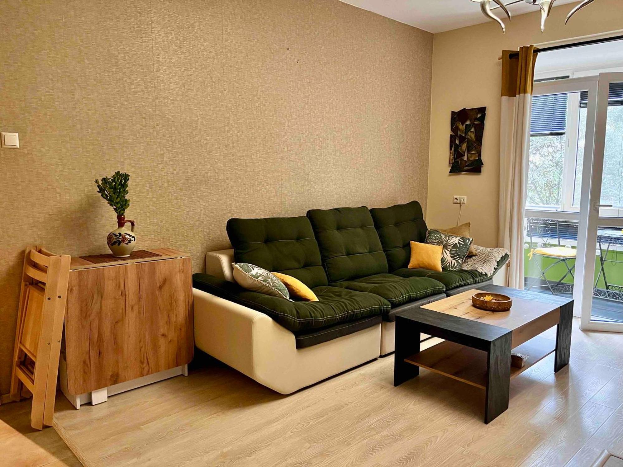 Cozy 2Br Oasis In Central Burgas Luaran gambar