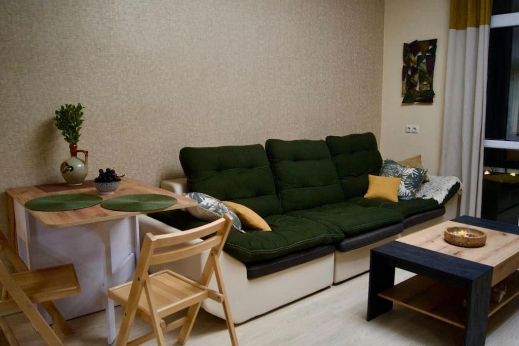 Cozy 2Br Oasis In Central Burgas Luaran gambar