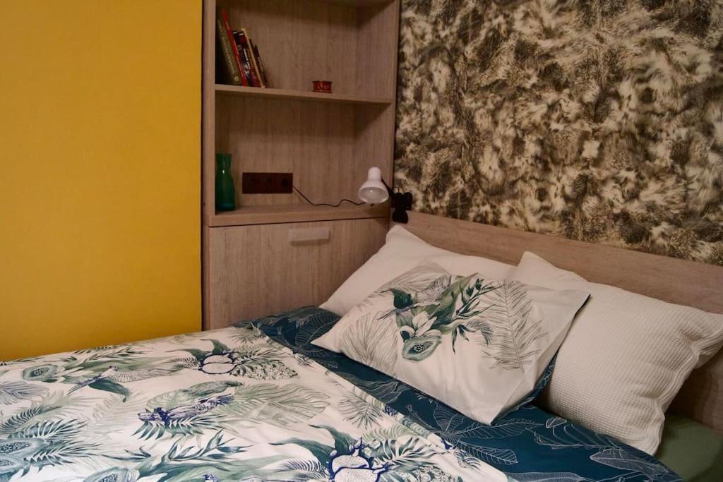 Cozy 2Br Oasis In Central Burgas Luaran gambar