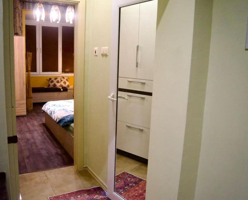 Cozy 2Br Oasis In Central Burgas Luaran gambar