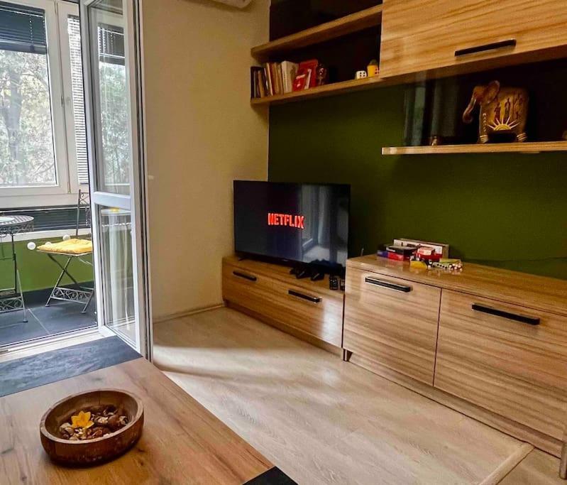 Cozy 2Br Oasis In Central Burgas Luaran gambar